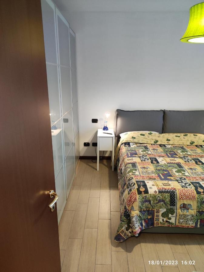 Casa Vacanze Da Riki Appartamento 1 Peschiera del Garda Bagian luar foto