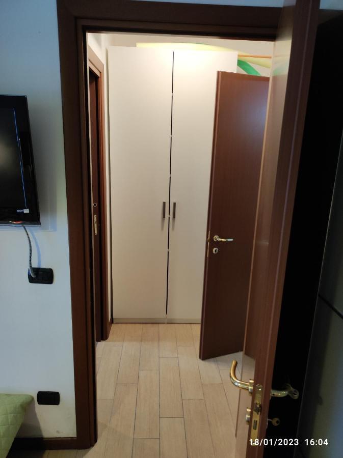 Casa Vacanze Da Riki Appartamento 1 Peschiera del Garda Bagian luar foto
