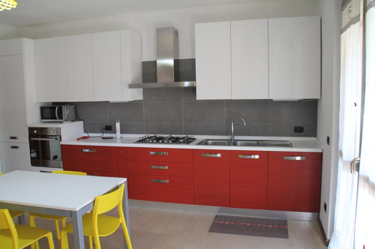 Casa Vacanze Da Riki Appartamento 1 Peschiera del Garda Bagian luar foto