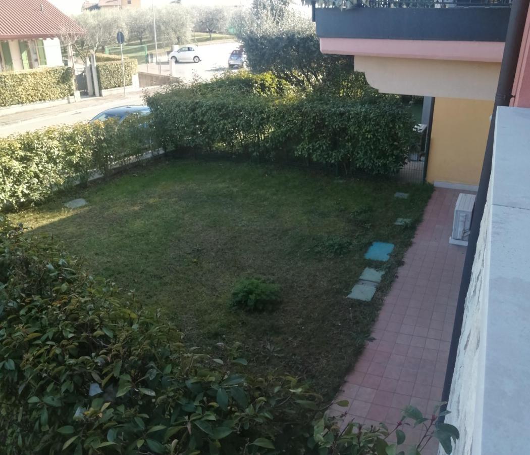 Casa Vacanze Da Riki Appartamento 1 Peschiera del Garda Bagian luar foto