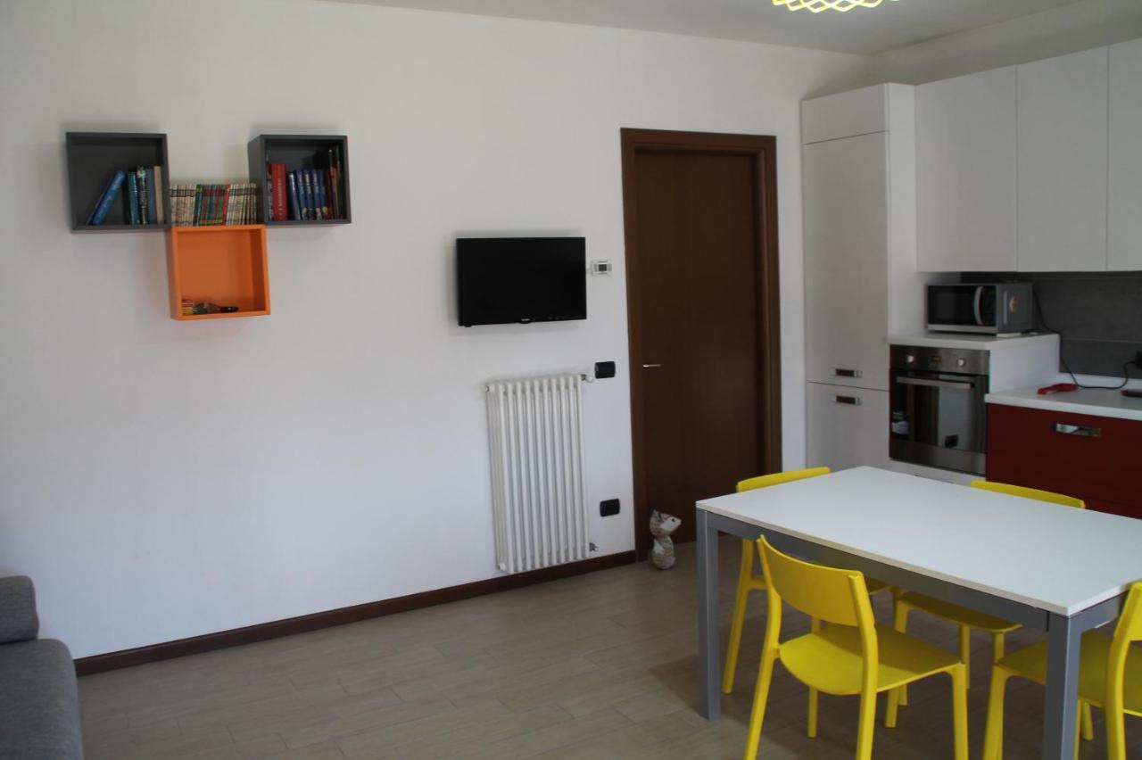 Casa Vacanze Da Riki Appartamento 1 Peschiera del Garda Bagian luar foto