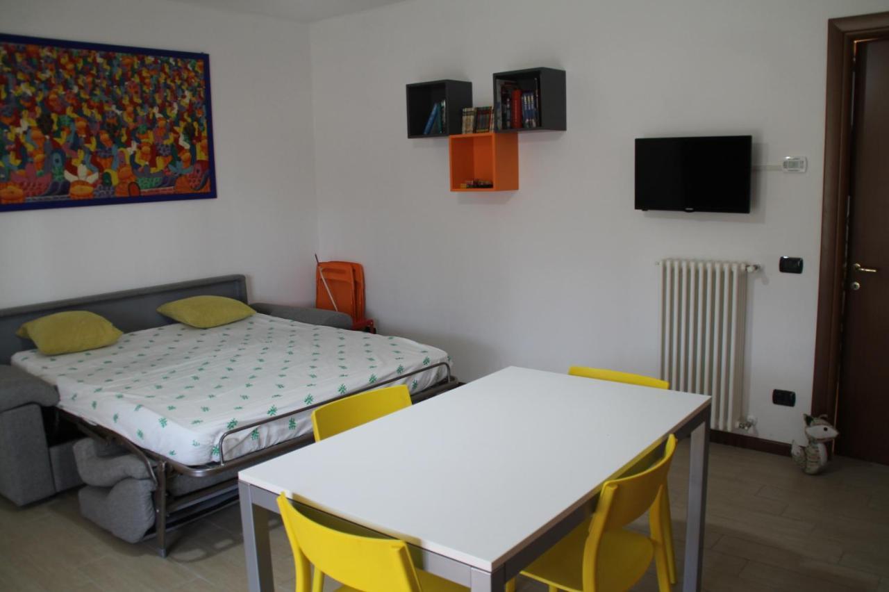 Casa Vacanze Da Riki Appartamento 1 Peschiera del Garda Bagian luar foto